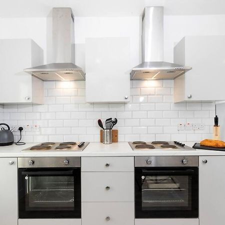 5 Double Bedrooms With Ensuites - Teesside House Tsac レッドカー エクステリア 写真