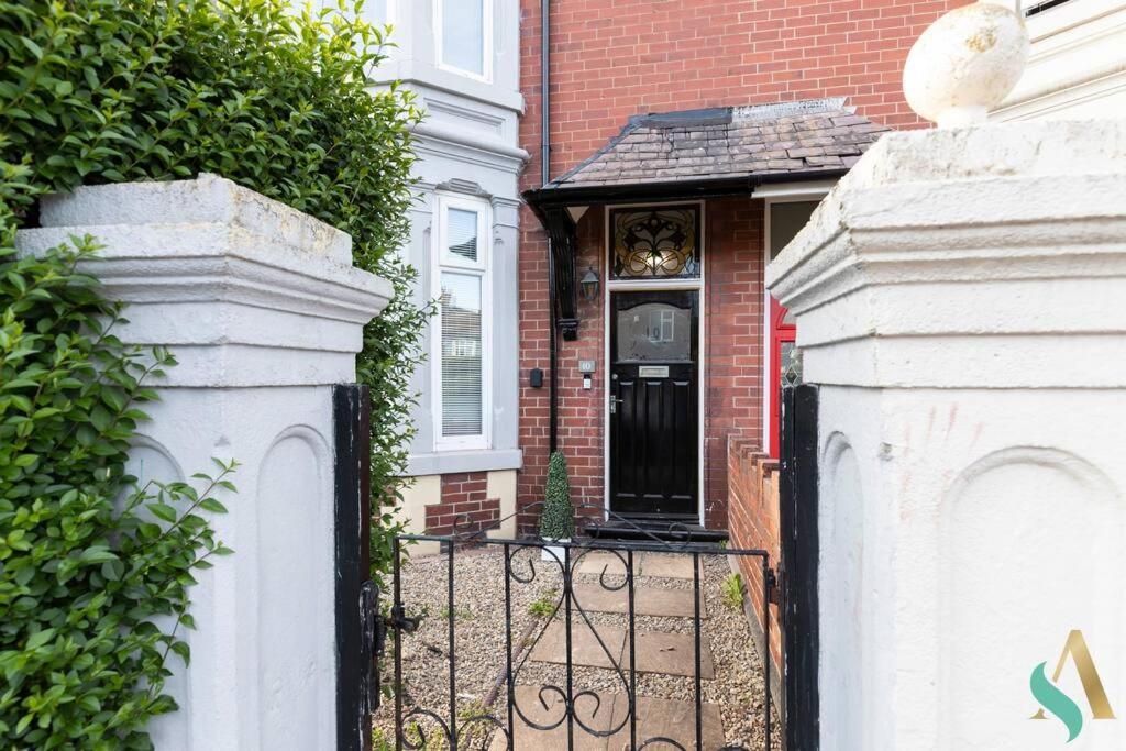 5 Double Bedrooms With Ensuites - Teesside House Tsac レッドカー エクステリア 写真